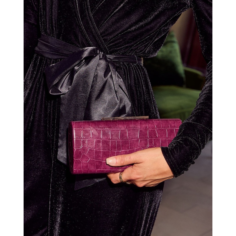 Starlet Hour Metallic Embossed Hard Case Clutch Wine O/S