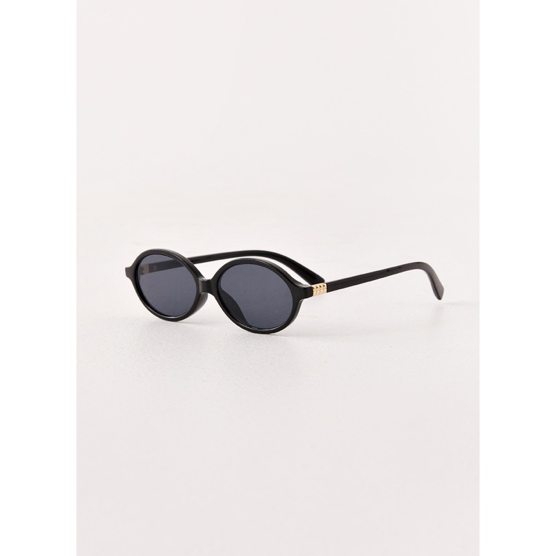 River Sunglasses – Black Black One Size