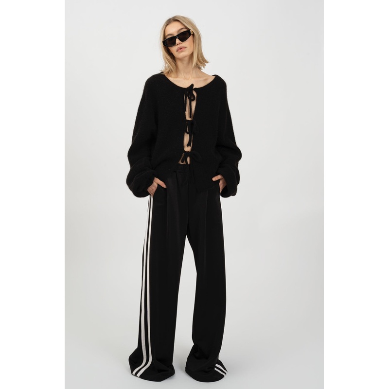 ZUSIE Cardigan Black S/M