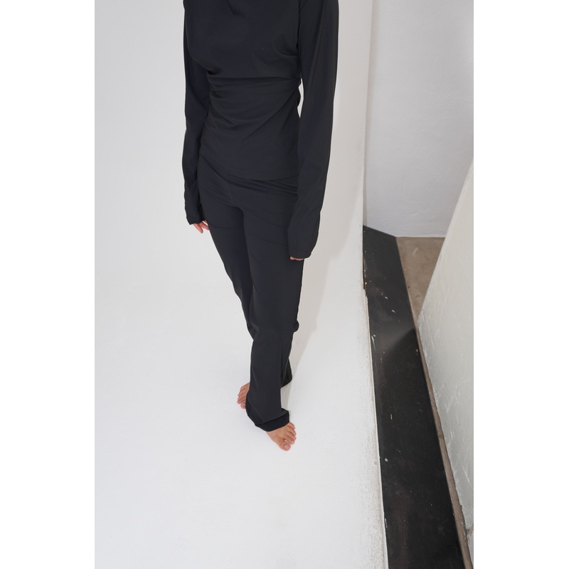 STRAIGHT FIT PANTS BY REYM XS