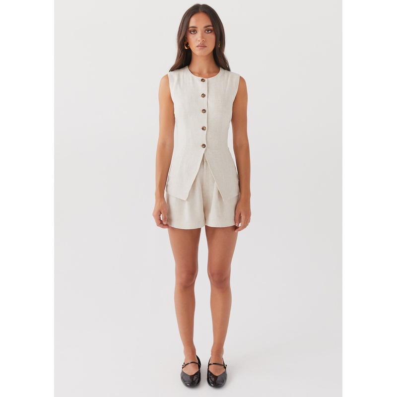 Born For Bordeaux Linen Shorts – Oatmeal Oatmeal US 0