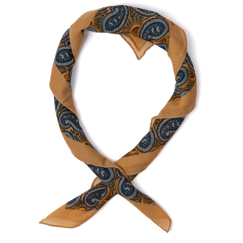 Scarf “Foulard” made of Wool and Silk – handmade