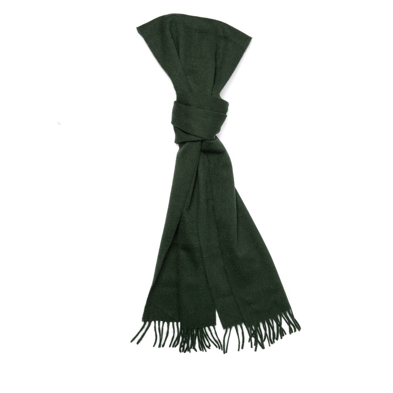 MJ Exclusive: Dark Green Scarf “Classic Plain” made of Scottish Cashmere