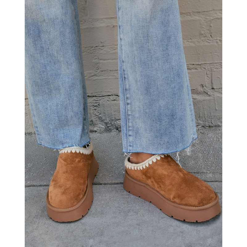 Emberlane Embroidered Platform Mules Camel 6