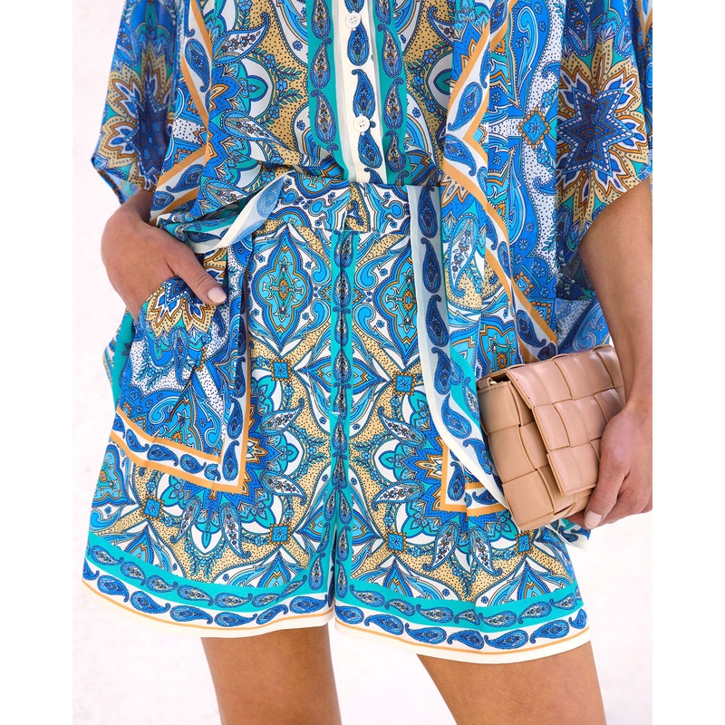 Summer In Santorini Pleated High Waisted Shorts Medium Wash XS