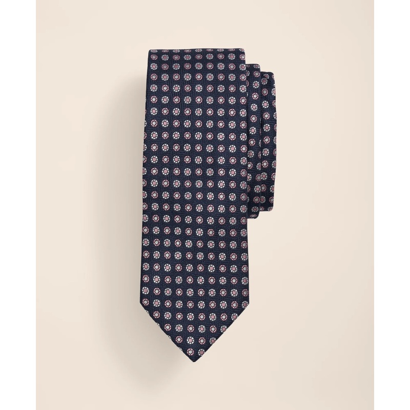 Silk Frame Circle Tie