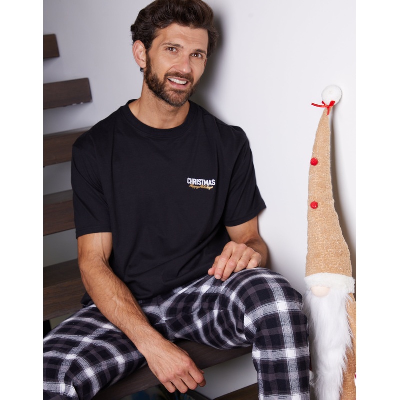 Black Christmas Graphic Check Pyjamas (2-Piece Set) Black S
